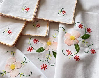 Vintage Blumenapplikation Tischdecke Set, handgefertigte bestickte Servietten