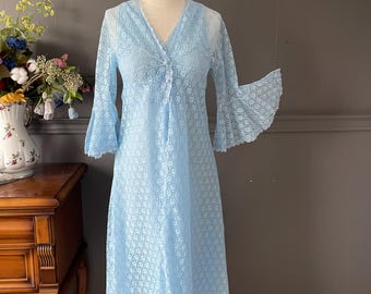 Vintage Blue Jersey Nightgown & Robe Set – 1970s Ruffle Sleeve Sleepwear, Soft Feminine Loungewear - Medium