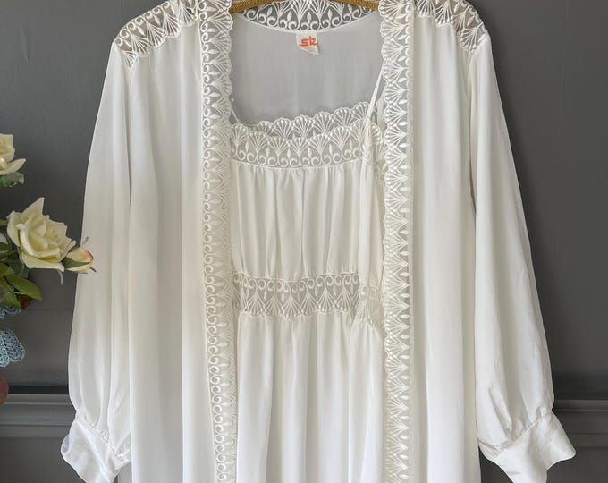 Vintage White Silk Nightgown and Robe Set – 1980s Lace Tulle Sleepwear ...