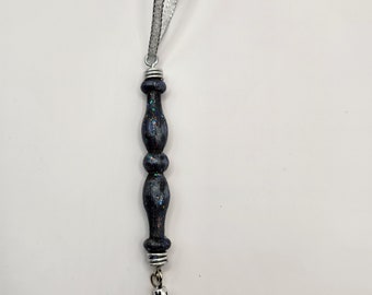 Spindle icicle Christmas ornament