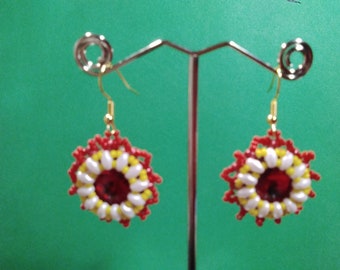 Designer Exclusive - Red Faceted Glass Rivioli with Bezel Floral Pendent with 20" Gold Chain and Earrings - J113