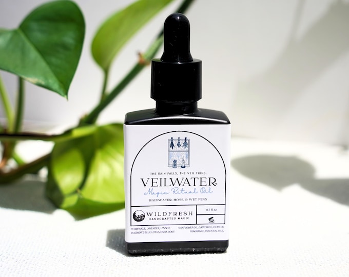 Veilwater Magic Ritual Oil – Rainwater, Moss, Wet Fern • Spirit Communication • Divination Oil • Anointing Oil for Psychic Sight
