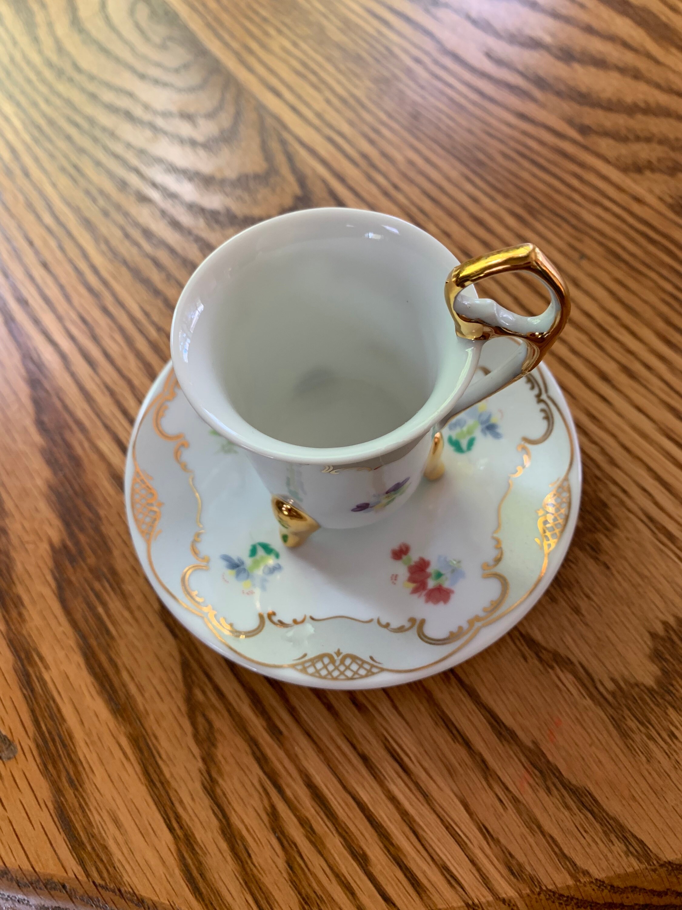 Tiger Yedi Inc Porcelain Japan Gold Leaf Teacup With Saucer