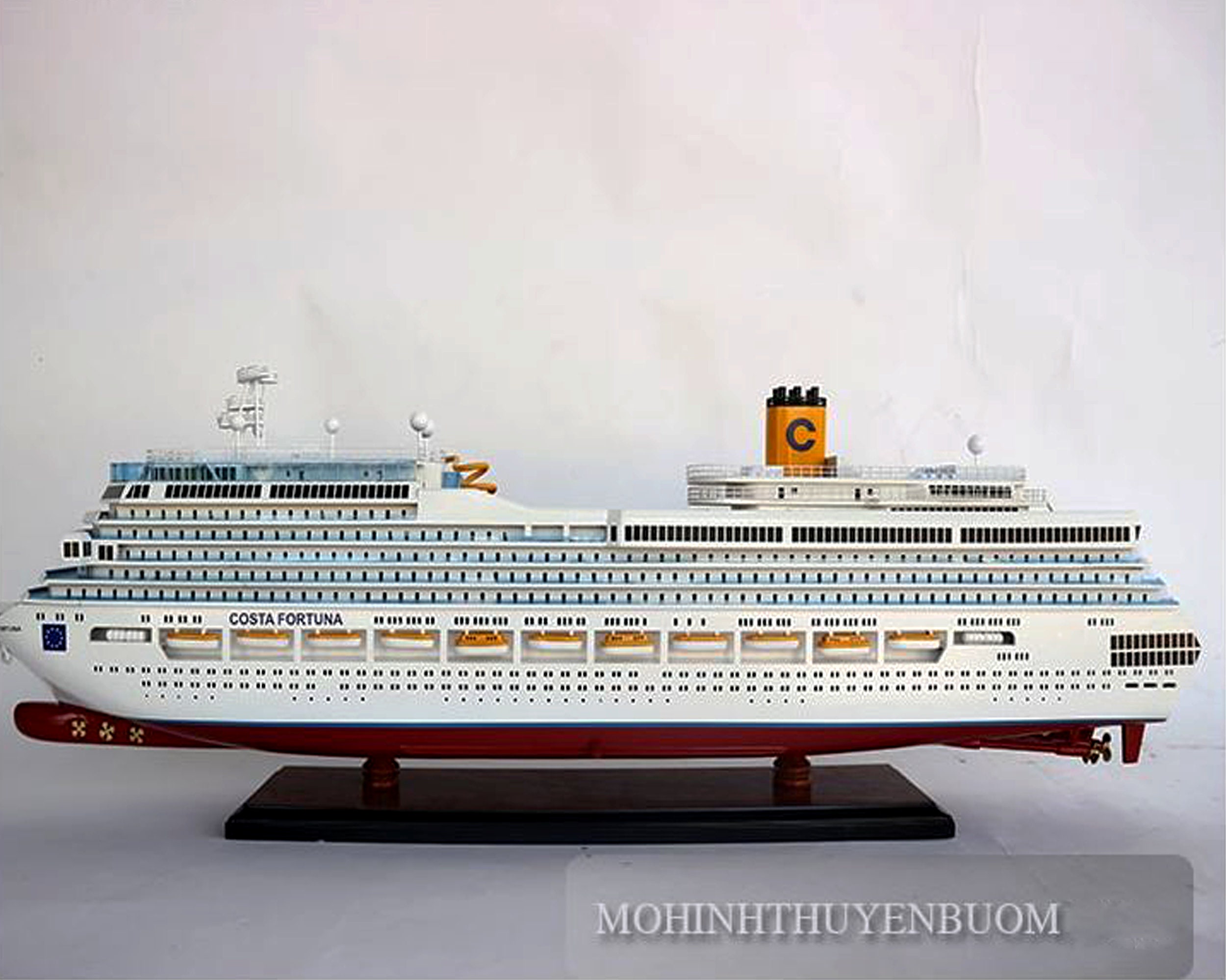 toy cruise ship