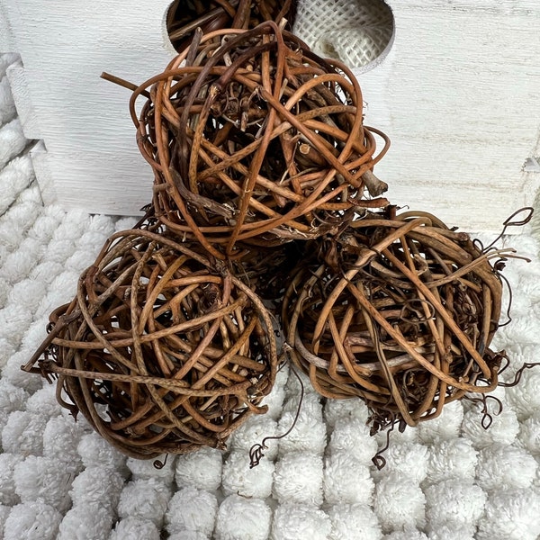 Organic Natural Willow Chew Balls 2.75"