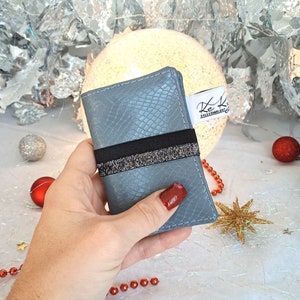 Porte-cartes Simili gris écailles- Accessoire sac- Cadeau femme- Idée cadeau originale-Cadeau Noël