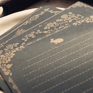 Juego de papel para escribir cartas de conejito con detalles dorados, juego de escritura de cartas mágicas encantadas, juego de escritura de conejito cottagecore, papelería de cuento de hadas