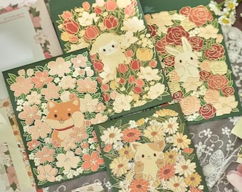 Set da lettere con motivi floreali e animali: set di cancelleria con dettagli in lamina d'oro e buste, ideale per scrivere lettere a amici di penna e per la corrispondenza tradizionale.