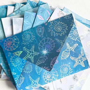 Conjunto de envelopes festivos grandes feitos à mão, lindos tons de azul, envelopes de correio felizes, envelopes de convite, envelopes de correio tradicional