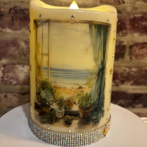 Beach scene flameless candle with charms and timer, Beach scene flameless candle with timer and batteries, Beach lighted decor, gifts