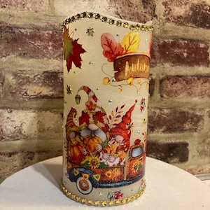 Autumn Gnome flameless candle with timer, Fall Gnome flameless candle with timer, Gnome Fall flameless candle with timer and leaf charms