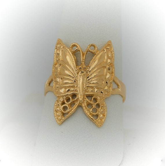 Vintage Ring Butterfly Ring Genuine Coral and Clear Austrian Crystals 18kt  Gold #R530 | Providence Vintage Jewelry