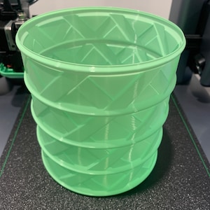 3D Printed Desktop Trash Can