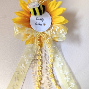 Mommy and Daddy to Bee Pin, Mommy & Daddy to Bee Baby Shower, Mommy to Bee Baby Shower, Bee, Gender Neutral Baby Shower
