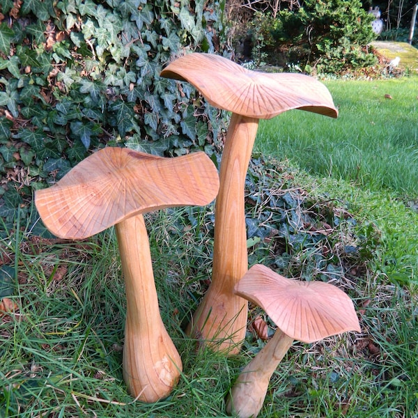 Set of 3 Natural Wooden Mushroom Garden Ornament - Flat Top Mushroom