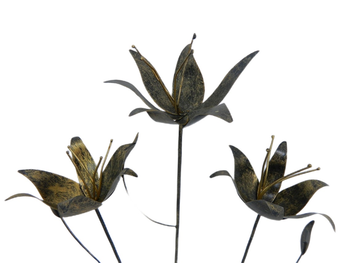 Set of 3 Metal Flower Garden Ornament Lily on 100cm Stick Etsy