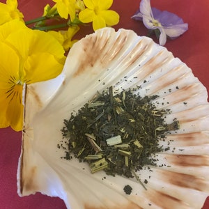 Ortie - Herbes et ingrédients de sorcellerie, Boutique du Royaume-Uni, Herbes wiccanes, Hoodoo, Sorts de guérison, Sorts de luxure, Sorts de protection, Exorcisme