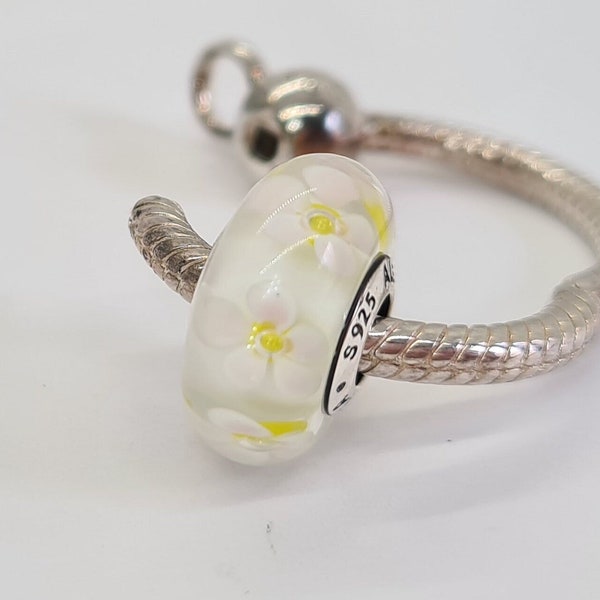 Authentic Pandora Murano Field Daisies FLOWER  White Garden Floral Charm / New / s925 Sterling Silver / Velvet Gift Pouch