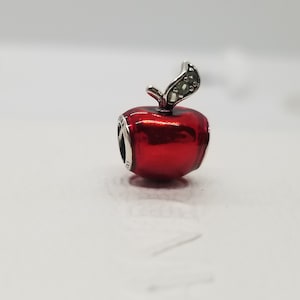 New   Snow White&#39;s Apple  Charm / Disney Charm for Pandora Moments bracelet / s925 Sterling Silver / Velvet Gift Pouch