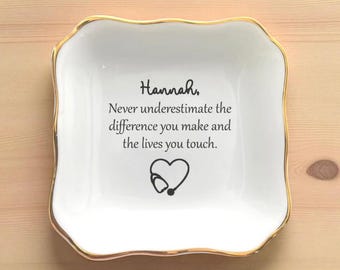 Bandeja de anillos personalizada para regalo de enfermera, regalo de graduación de enfermería RN BSN, regalo de graduación