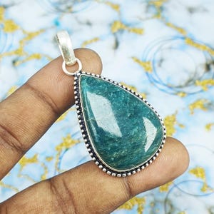 Handmade Apatite 925 Sterling Silver Pendant: Designer Gemstone Jewelry