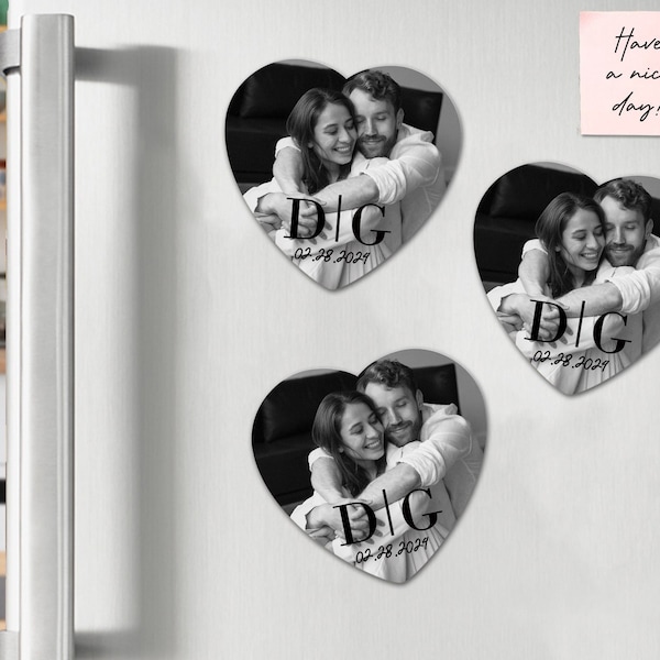 Save the Date Custom Photo Magnets/Heart Wedding Magnets/Personalized Refrigerator Magnets Favor/Mini Heart Keepsake/Unique Save the Dates