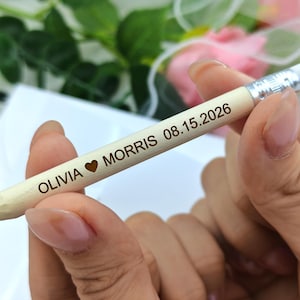Pencil Us In Save The Date/Wedding Favours Pencils/Personalized Engraved Favors/Custom Rustic Wedding Wooden Favors Ideas/Wedding Invitation