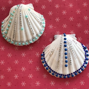 Sea shell ornament, beach wedding ornament, coastal decoration ornament, large white scallop shells decorated with gems, beads and pearls.
