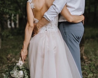 Boho wedding dress in Ivory, Short wedding Dress, Tulle wedding Gown, Lace wedding dress V neck, Beach bridal gown open back, Rustic gown