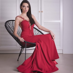 Elegant formal dress in red, Beaded prom dress Long evening gown, Red Mother of the bride dress, Special occasion dresses for women image 4