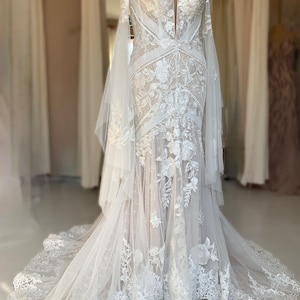 Floral Lace Mermaid Wedding Gown with Detachable Boho Sleeves