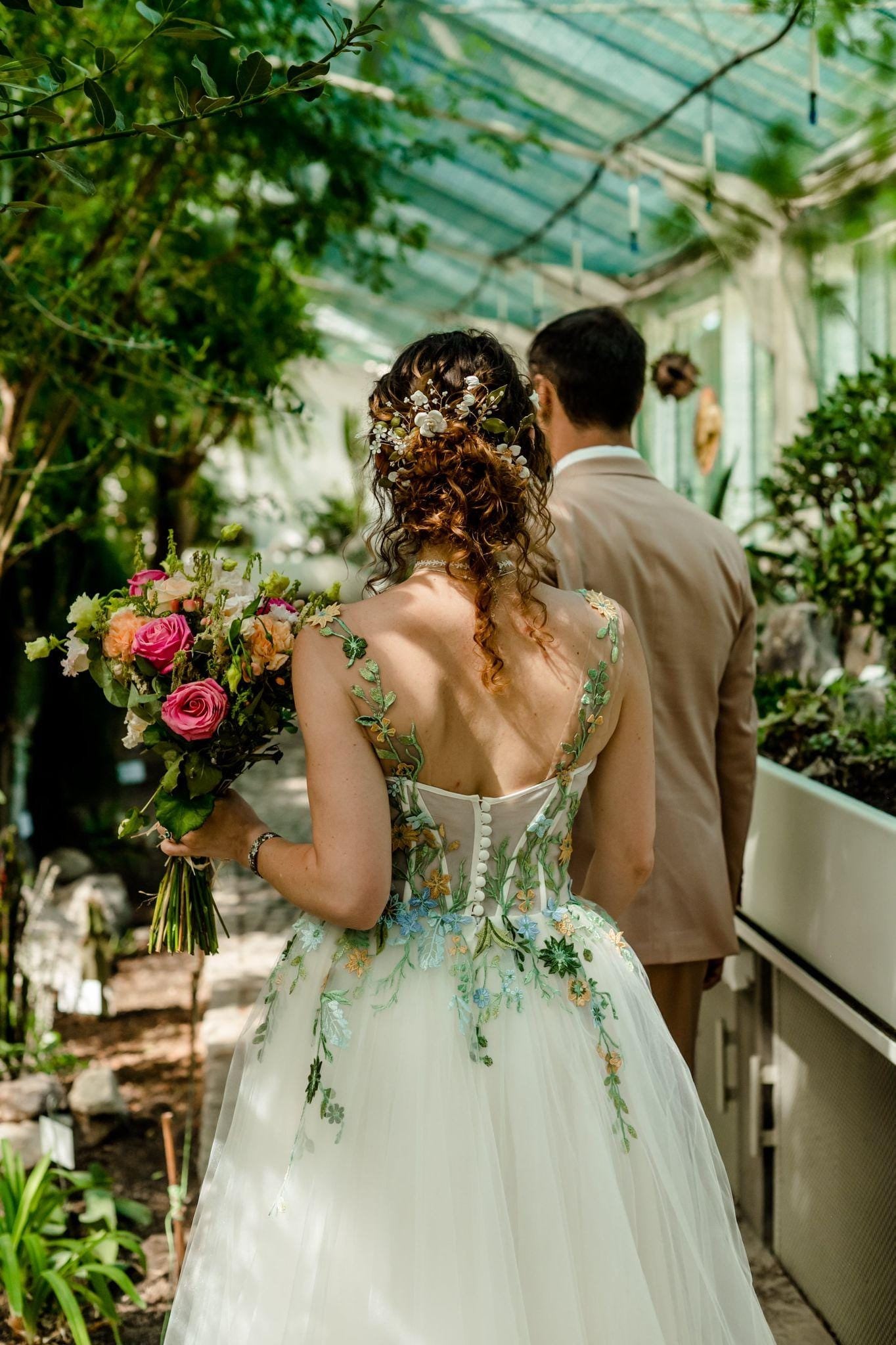 Flora bridal deals