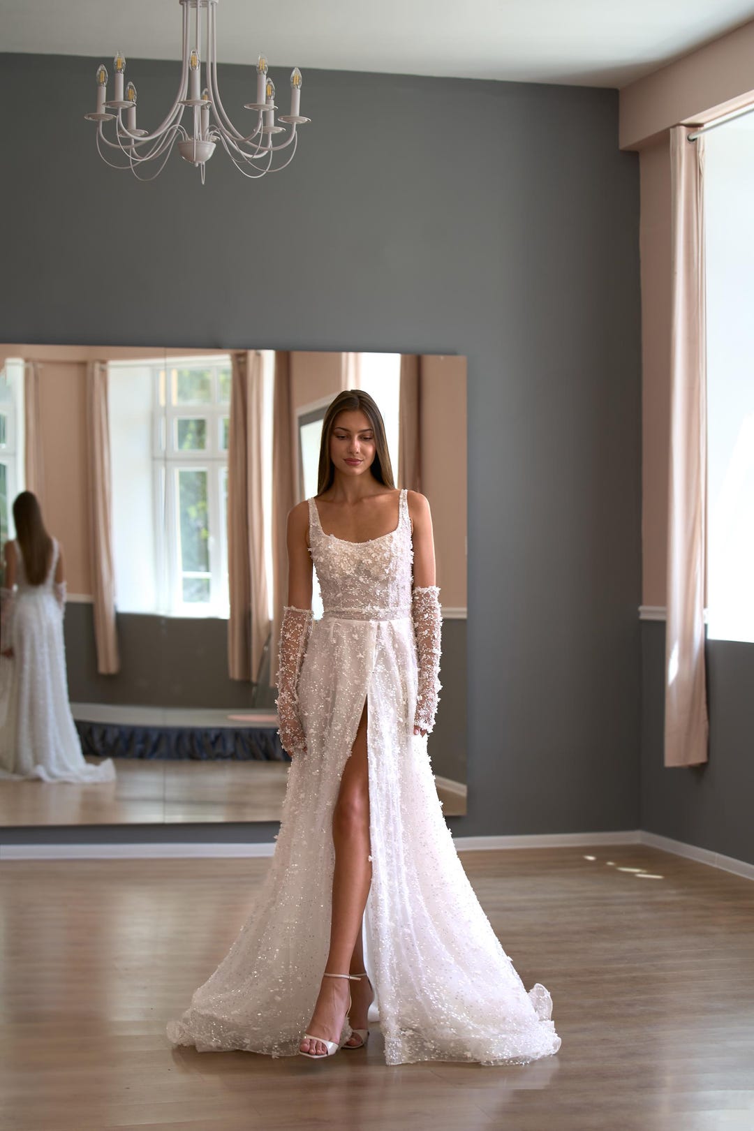 Vestido de novia de encaje floral: corte A, escote cuadrado