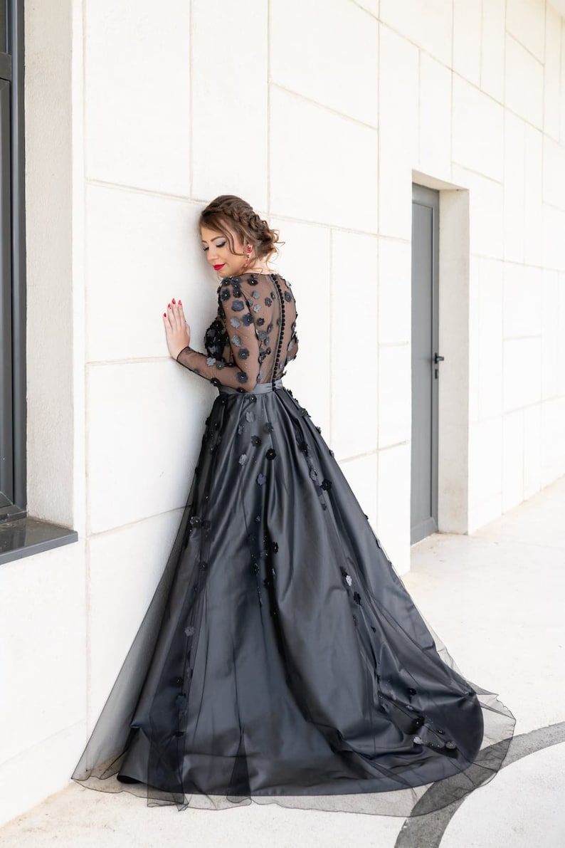 Black wedding dress with long sleeve Floral bridal gown Gray image 0