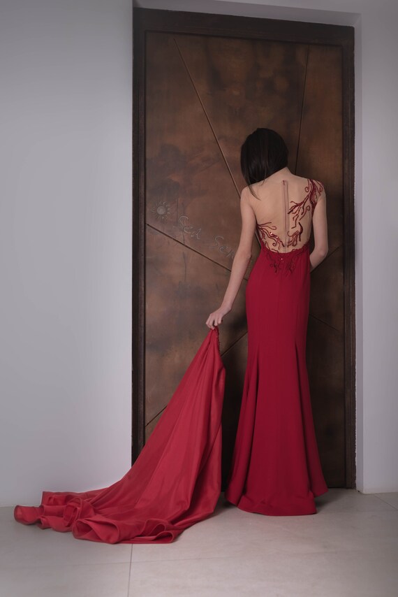 Elegant fancy dresses deals