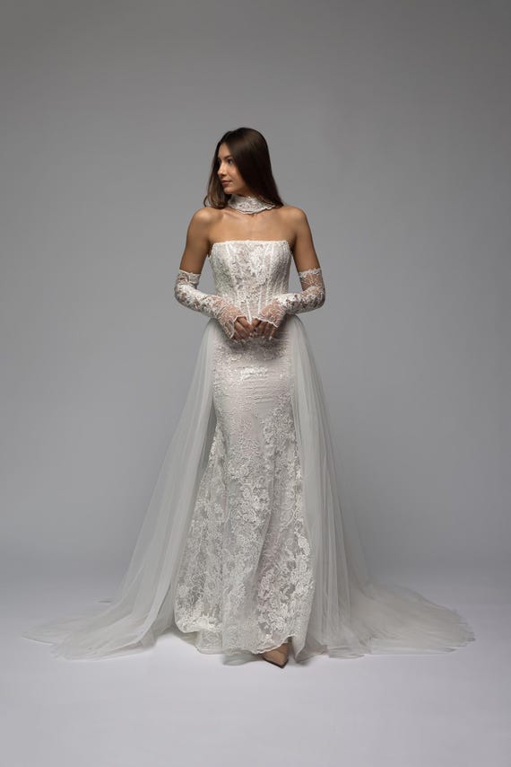 Lace Basque Waist Corset Wedding Dress Aria | Fitted Modern Bridal Gown With Long Lace Gloves