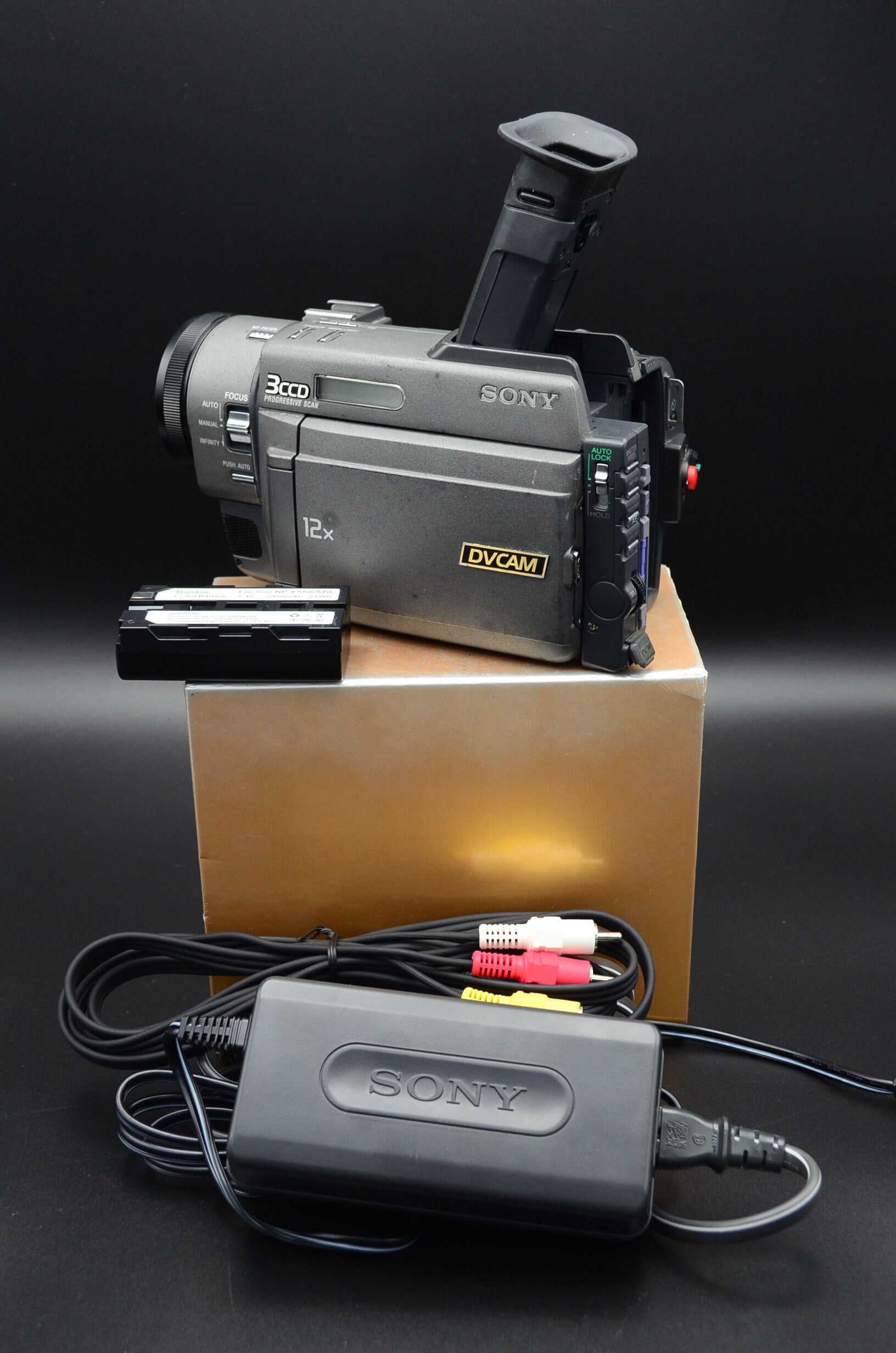 プロ向けモデル！ SONY ビデオカメラ DSR-PD100A Amazon.com : Sony Digital Camcorder Model DSR-PD100A DVCAM