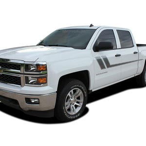 TRACK XL: Kit de calcomanías gráficas de vinilo para puertas laterales con diseño de hockey sobre hielo para Chevy Silverado Stripes 2000-2025 - &quot;El original de MoProAuto&quot;