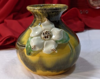 Ineke Canada art pottery vase pot with floral decoration sculpture single flower vase decoration hand made art pottery