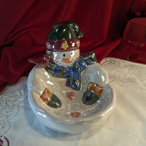 GANZ Snowman With Bird Candy Dish Nut Dish Christmas Decor Lustreware Deasonal Decoration Cheerful Snowman With Pastel Hearts