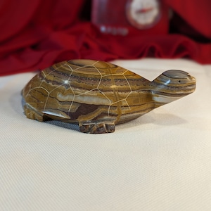 Hand Carved Onyx Turtle Sculpture Souvenir Mexico Stone Carving Trotoise Figurine Linear Stone Large Turtle Decor