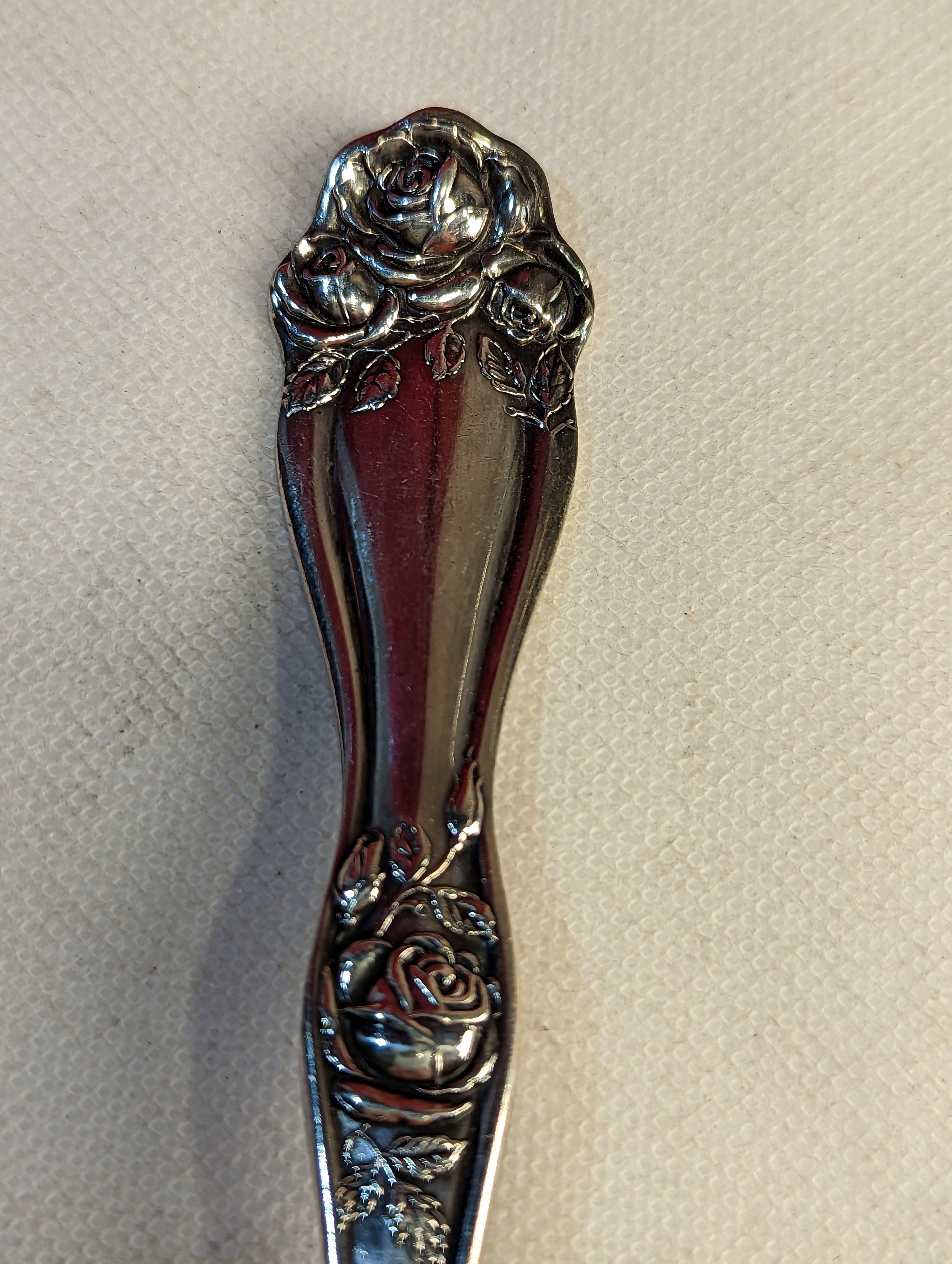 Antique 1847 Rogers Bros XS Triple American Beauty Roses Casserole