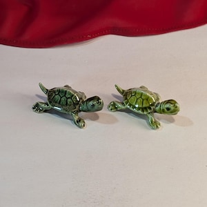 Miniature Turtle Figurine set of 2 two ceramic delicate tortoise turtle green figures Hand Glazed Painted Green Turtle wqalking figurines