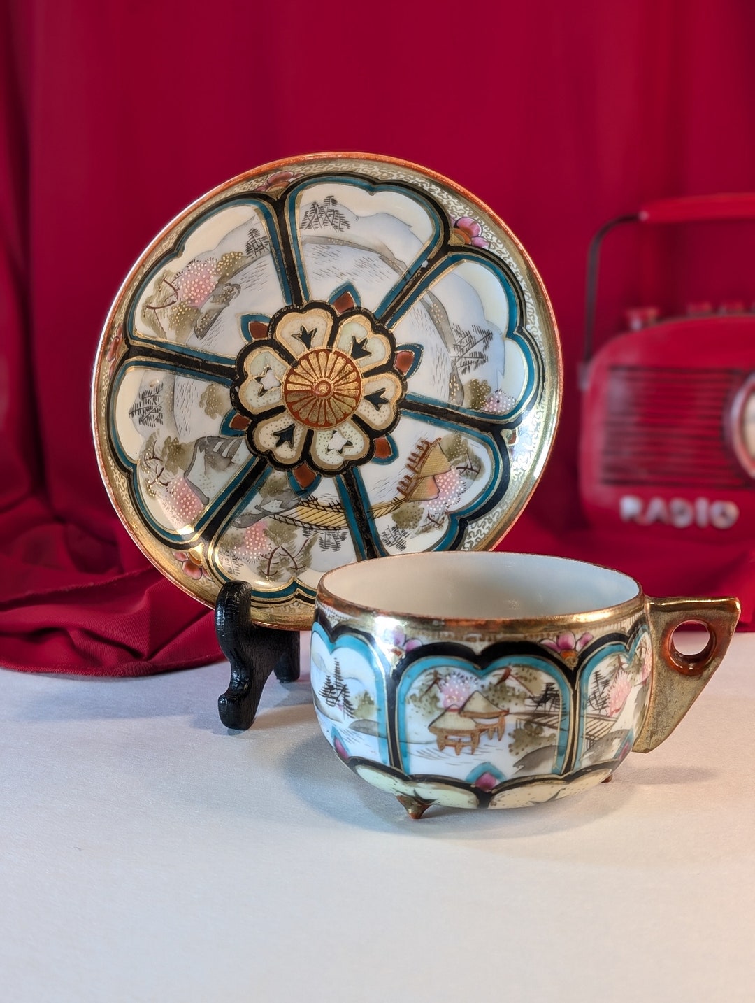 Kutani Fine China Tea Cup and Saucer Footed Cup Landscape Decoration