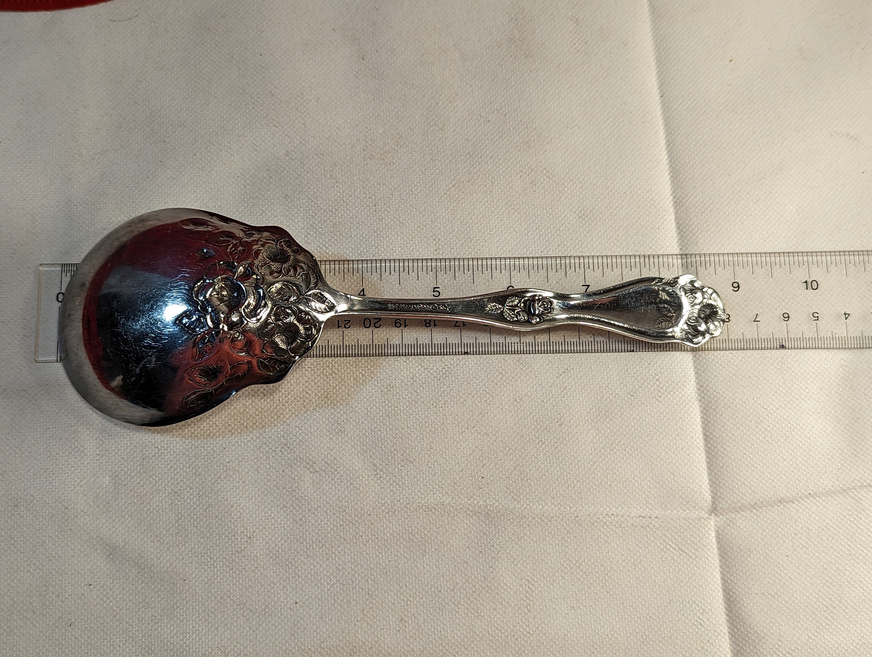 Antique 1847 Rogers Bros XS Triple American Beauty Roses Casserole