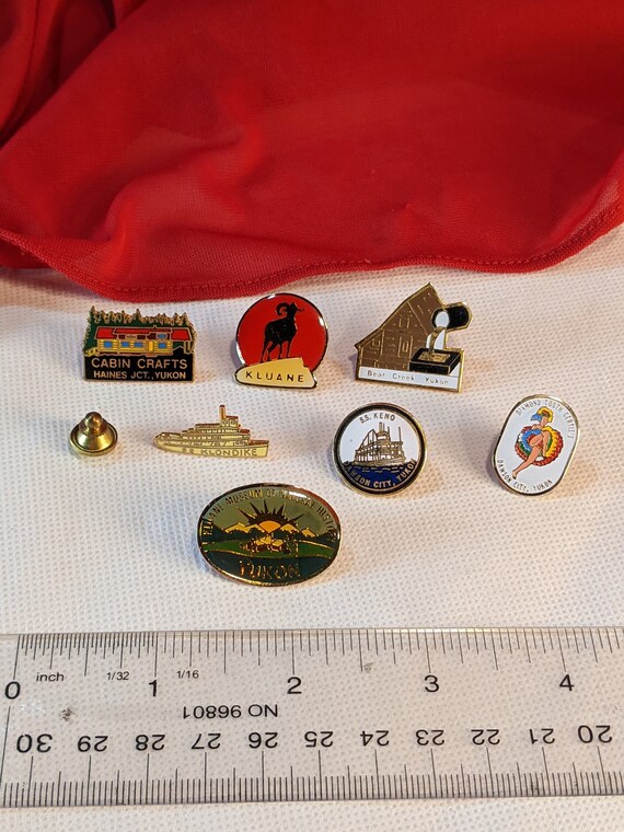 Vintage Yukon Souvenir Hat Pin or Lapel Pin St of… - image 8