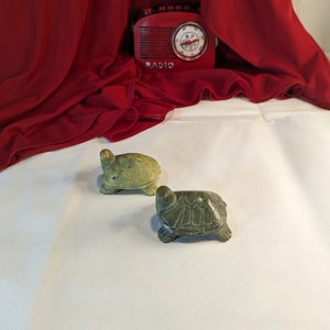 Green Stone Carved Turtle Figurine Set Of Two Jadeite Jade Stone Turtle sculpture Good Luck Token Two Turtles Tortoise Figure Onyx Marble