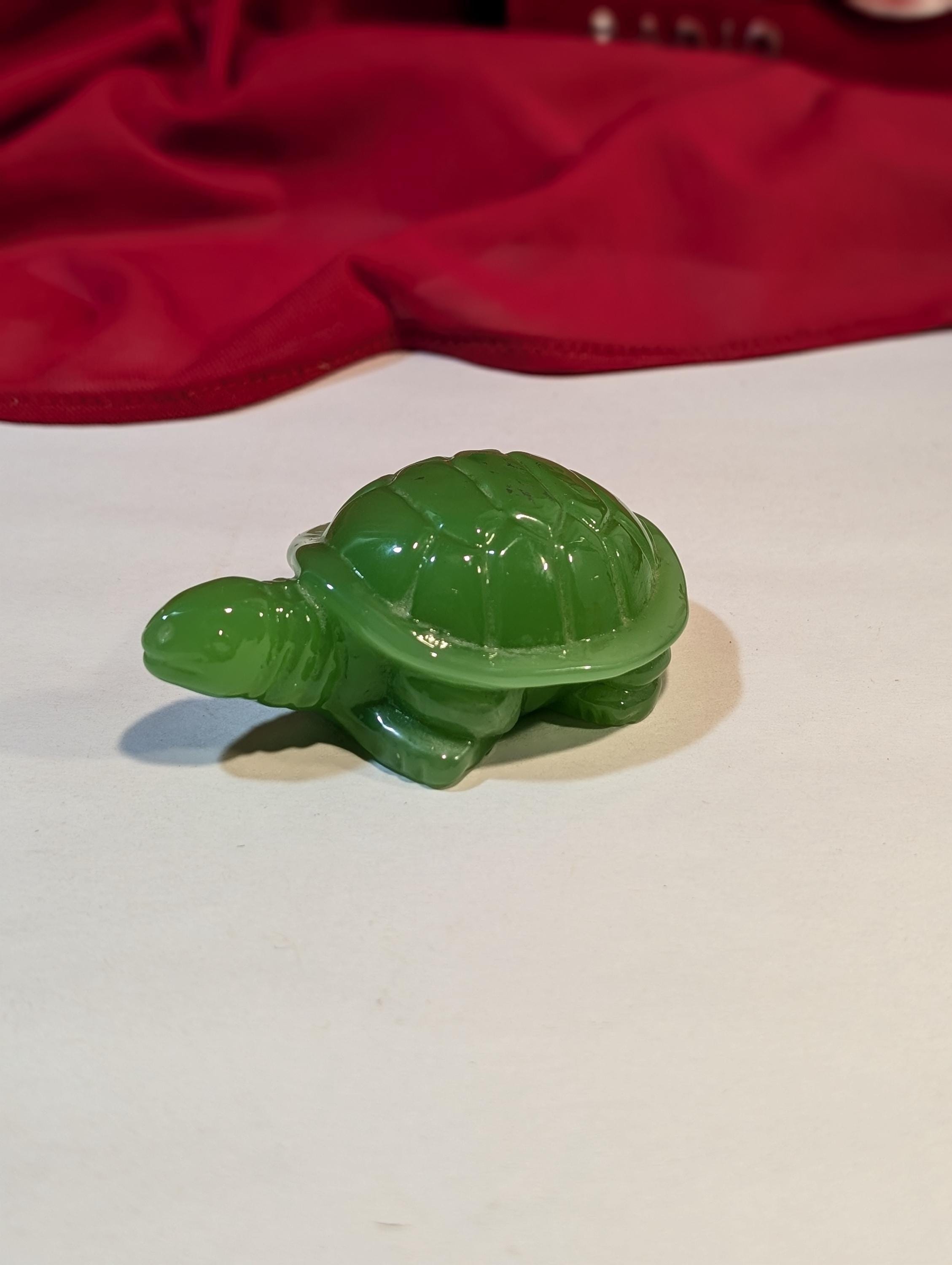 緑色のガラス製中国翡翠のカメのお土産置物 翡翠の緑の幸運のカメ 中華