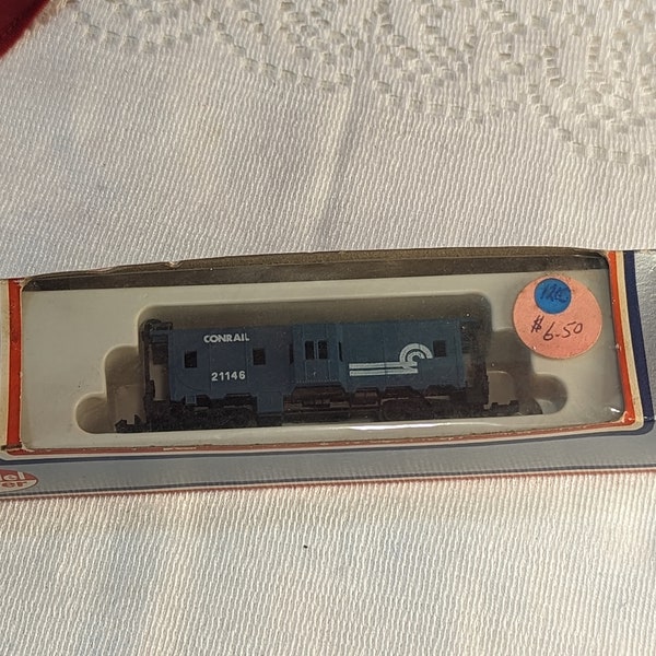 N Scale Model Power Conrail Caboose 21146 In Original Box Blue Plastic Vintage Model Train Pieces