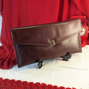 Bolso de mano vintage de piel sintética color burdeos, bolso de noche, bolso fino y elegante, accesorio de noche fino y de aspecto similar al cuero